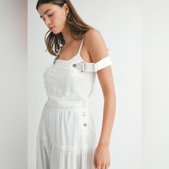 Eyelet Lace Overall Jumpsuit - Picture 9 of 14